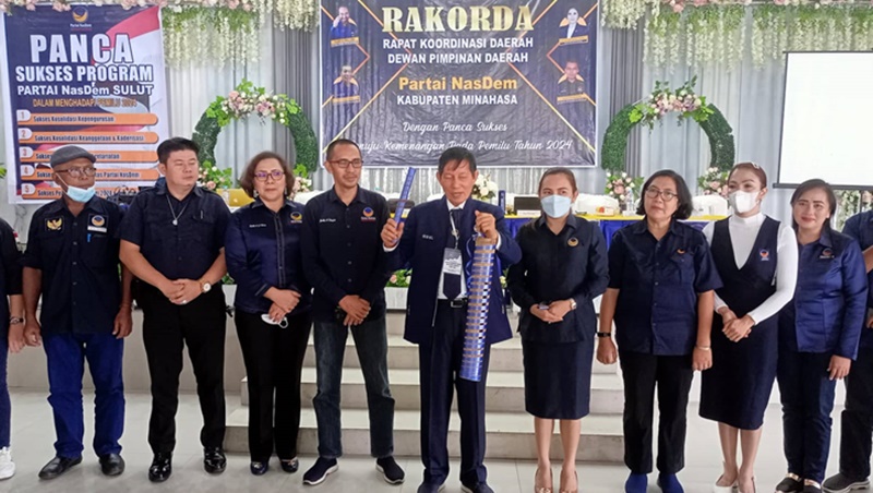 Vicky Lumentut Beber Target Partai NasDem Untuk Pesta Demokrasi 2024 9 Vicky Lumentut Beber Target Partai NasDem Untuk Pesta Demokrasi 2024