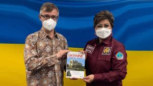Lawatan Obor Paskah Nasional XVIII Dapat Perhatian Duta Besar Ukraina Untuk RI