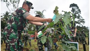 Dampingi Pangdam XIII/Merdeka Tanam Pohon, Danrem 131/Santiago: Menjaga Lingkungan Tanggung Jawab Bersama