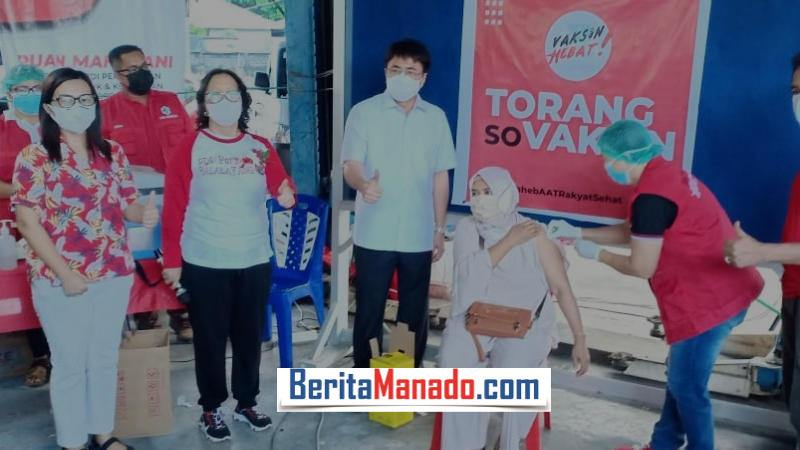 Covid-19 Belum Berakhir, Andrei Angouw Minta Warga Tuntaskan Vaksinasi Sampai Booster 8 Covid-19 Belum Berakhir, Andrei Angouw Minta Warga Tuntaskan Vaksinasi Sampai Booster