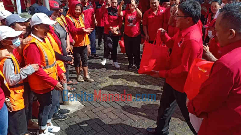 Richard Sualang Ajak Kader PDI Perjuangan Membumikan Pancasila 9 Richard Sualang Ajak Kader PDI Perjuangan Membumikan Pancasila