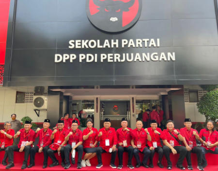 Wenny Lumentut Kembali Perkuat PDI Perjuangan