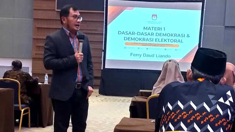Ferry Liando Tekankan Pentingnya Sekretariat KPU agar Pemilu Berjalan Baik