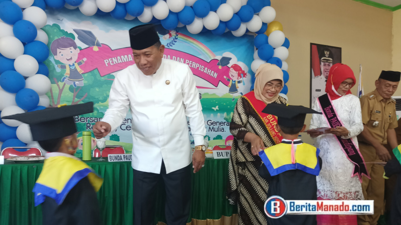 Anak Usia Dini se-Kecamatan Kaidipang di Wisuda, Ini Pesan Depri Pontoh