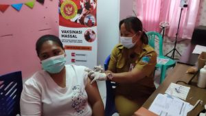 BIN Bersama Stakeholder Suntik Ratusan Ribu Dosis Vaksin di Sulut