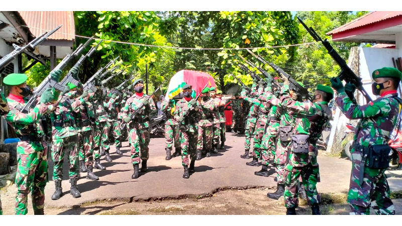 Kolonel Inf Daniel Lalawi Jadi Irup, Pemakaman Sertu Amrin Dilaksanakan Secara Militer