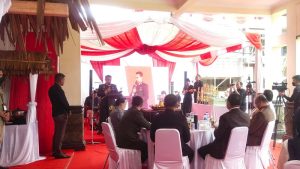Hari Bhayangkara ke-76, Maurits Mantiri – Hengky Honandar Beri “Kado” Ambulance ke Polres Bitung