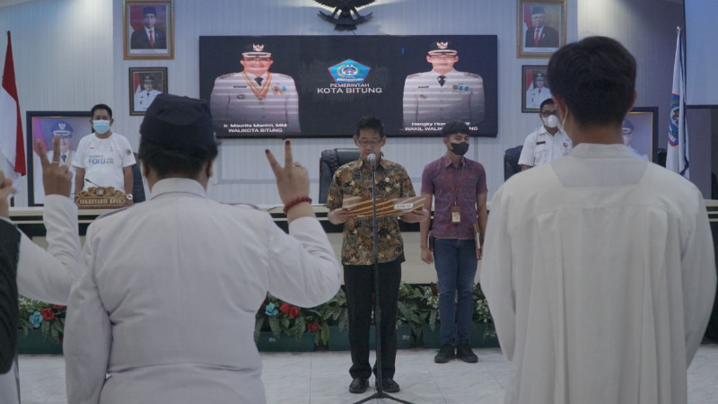 Belasan Pejabat Eselon III dan IV Kembali Dirolling Maurits Mantiri - Hengky Honandar