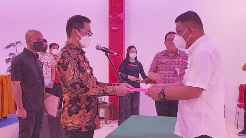 Sammy Rompis Gantikan Lilly Lengkong, Berikut 21 Pejabat Struktural yang Dilantik Bupati Joune Ganda