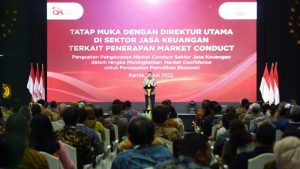 Apresiasi Pelaku Industri dan OJK, Airlangga Hartarto: Literasi Keuangan dan Perlindungan Konsumen Penting