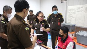 Rugikan Negara Rp2 Miliar, Tersangka Dugaan Korupsi BRI Ulu Siau Diserahkan ke Penuntut Umum