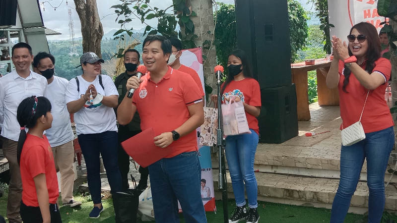Kehangatan Steven Kandouw bersama Ratusan Anak di Puncak HAN