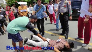 21 Adegan Pembunuhan di Peragakan, Para Tersangka Nyaris Diamuk Keluarga Korban