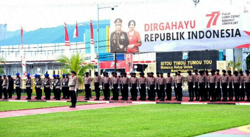 Brigjen Pol Eddizon Isir Pimpin Upacara HUT ke-77 RI di Polda Sulut 10 Brigjen Pol Eddizon Isir Pimpin Upacara HUT ke-77 RI di Polda Sulut