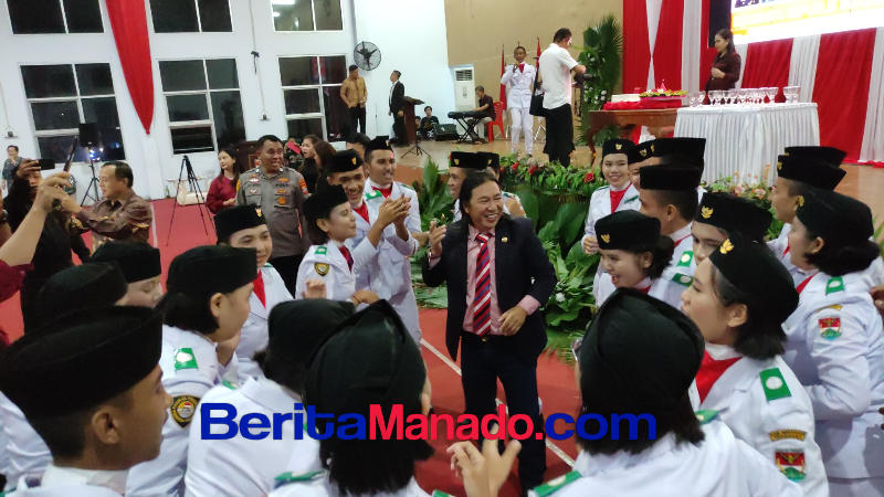 Tim Paskibraka Mitra Terima Hadiah, James Sumendap Sebut Liburan ke Bali