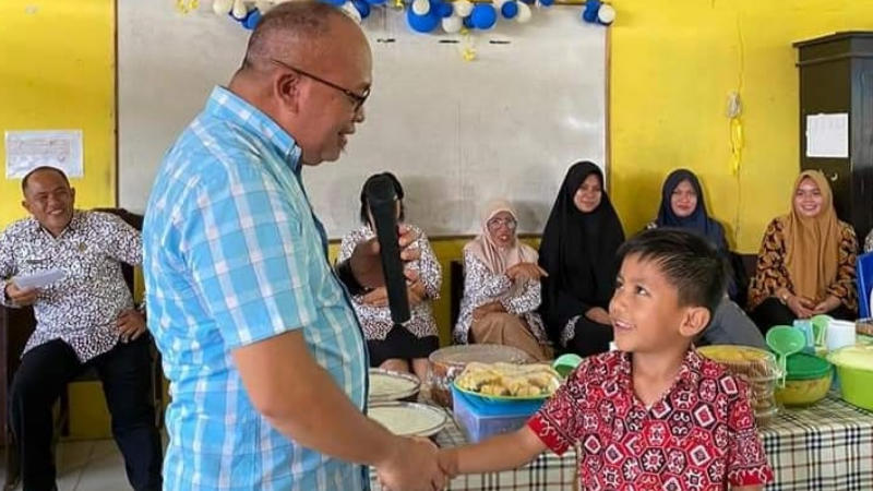 Samsudin Dama Peduli Dunia Pendidikan Boltim