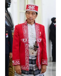 Joko Widodo Kenakan Baju Adat Asal Buton pada HUT ke-77 Kemerdekaan Indonesia