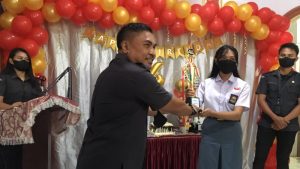 Peringatan HUT ke-4, Bawaslu Sitaro Bagi Hadiah