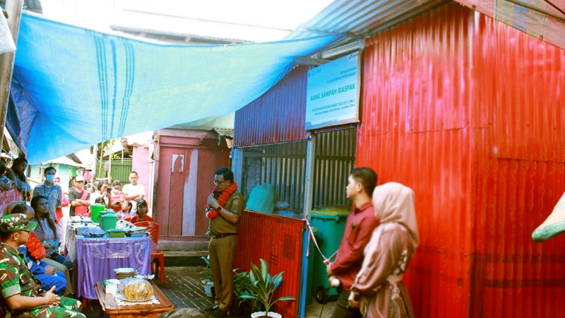Launching Bank Sampah GASPAK, Maurits Mantiri Kenakan Kalung Daur Ulang
