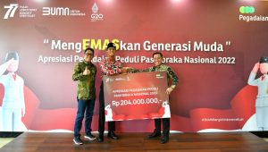 MengEMASkan Generasi Muda, Pegadaian Serahkan Tabungan Emas Ratusan Juta Rupiah untuk Paskibraka dan Pelatih