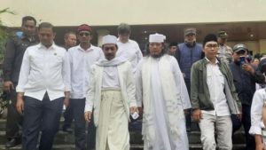 Tolak Pendirian Gereja, Warga di Tempat Ini Ancam Pecat Walikotanya