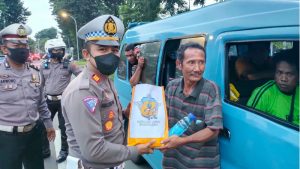 Aksi Simpatik Digelar Satlantas Bitung Pasca Harga BBM Naik