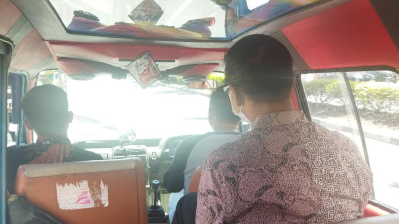 Naik Angkot ke Kantor, Hengky Honandar: Semua Harus Dibiasakan Karena Dampaknya Positif
