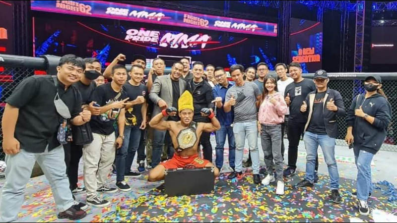 Kalahkan Kuda Hitam Imam Lesmana, Putra BMR Windri Patilima Pertahankan Gelar Raja Welter