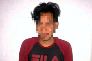 Mabuk Miras Pria Ini Ancam Ibu Tirinya Dengan Kapak