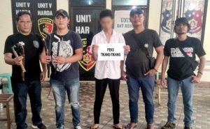 Sok Jago Pamer Sajam di Medsos, Pria Manado ini Tertunduk Lesu saat Dijemput Polisi