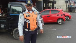 Bobbi Lumowa, 18 Tahun Setia dan Enjoy Sebagai THL Dishub Minahasa