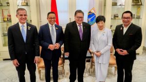 Urban20 G20 Serahkan Rekomendasi Berbentuk Komunike kepada Menko Airlangga Hartarto
