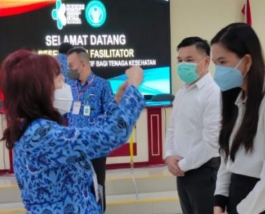 Ikut Pelatihan Komunikasi Efektif, Begini Pesan Dr Ivonne Rotty