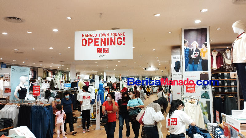 Arai Takashi dan Andrei Angouw Gunting Pita, UNIQLO Pertama di Manado Resmi Dibuka