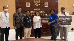 Tim Advokasi Narasi Serahkan Petisi 16 Ribu Warga ke Kantor Staf Presiden