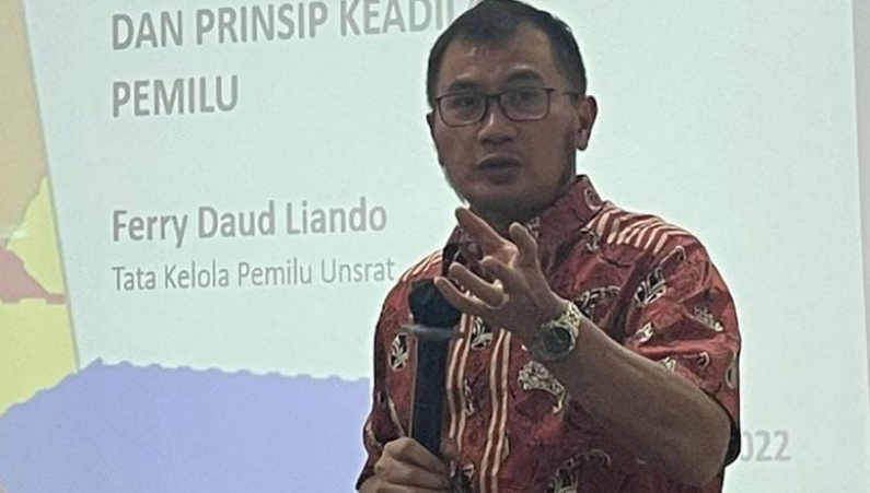 Ferry Liando: Anggota DPRD Pindah Parpol Wajib PAW