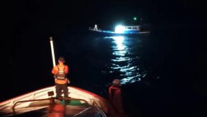 3 Awak KM Berkat Lisan, Berhasil Dievakuasi Basarnas Manado Usai Terombang-ambing 8 Jam di Lautan