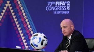 Sebut Tragedi Kanjuruhan ‘Hari Gelap di Sepak Bola’, Presiden FIFA Gianni Infantino Berbelasungkawa