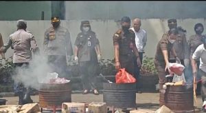 Barang Bukti 203 Perkara Dimusnahkan Kejari Manado