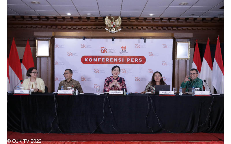 Pertama Kalinya, Indeks Literasi Keuangan Perempuan Lebih Tinggi dari Laki-laki