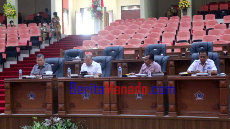 Banggar DPRD Provinsi Sulut Bahas APBD 2023 dengan TAPD