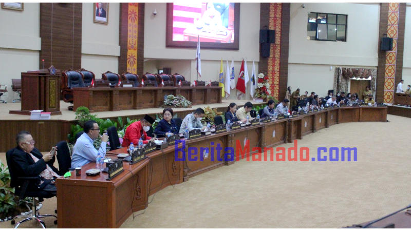 Banggar DPRD Provinsi Sulut Bahas APBD 2023 dengan TAPD