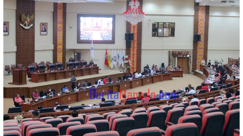 Banggar DPRD Provinsi Sulut Bahas APBD 2023 dengan TAPD
