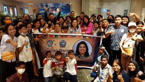 Rona Bahagia Anak Panti Asuhan Nonton Film ‘Uti deng Keke’ Bersama Rita Tamuntuan