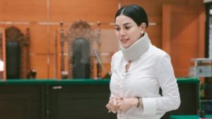 Cuek, Nikita Mirzani Pernah Tanpa Busana di Penjara