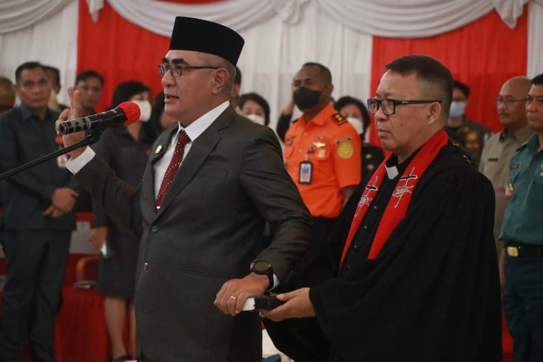 Begini Pesan Khusus Olly Dondokambey kepada Sekdaprov Steve Kepel