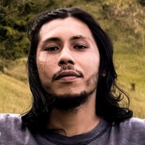Catatan Sepak Bola, Oleh Vikram Tuahuns