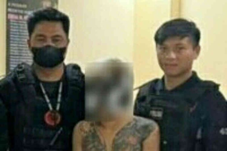 Keluyuran Bawa Pisau Badik, Pria Bertato Diamankan Tim Rayon Polresta Manado