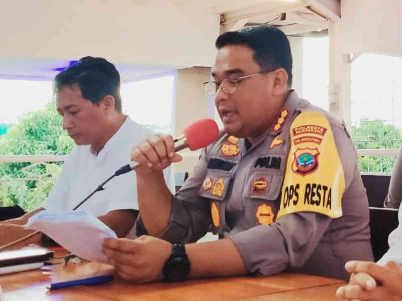 Dihadapan Media Kombes Pol Julianto Sirait Paparkan Prestasi dan Inovasi Polresta Manado sepanjang Tahun 2022