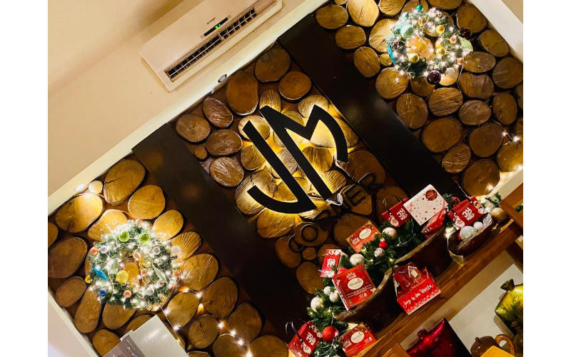 Rarampa Resto and Bar Pilihan Tepat untuk Rayakan Momen Natal